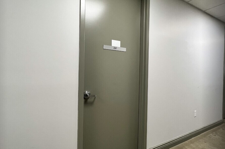 More Photos Of 111 John St, New York Office For Lease