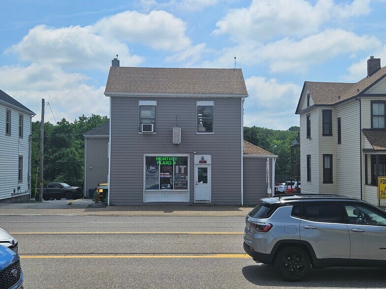 Primary Photo Of 14366 Manchester Rd, Manchester Office For Lease