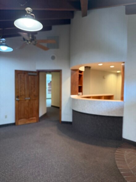 More Photos Of 100 Horseshoe Lane, Weaverville Medical For Lease