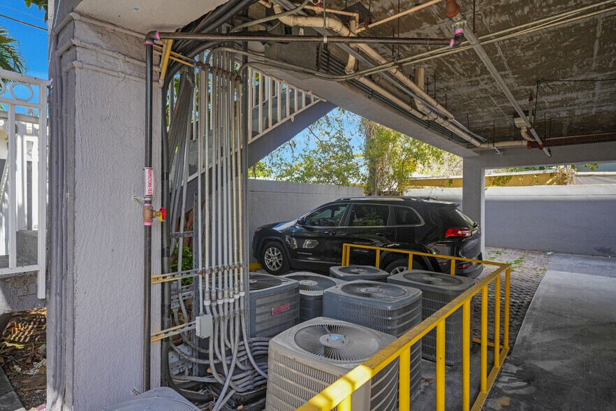 More Photos Of 1421 SW 3rd St, Miami Apartments For Sale