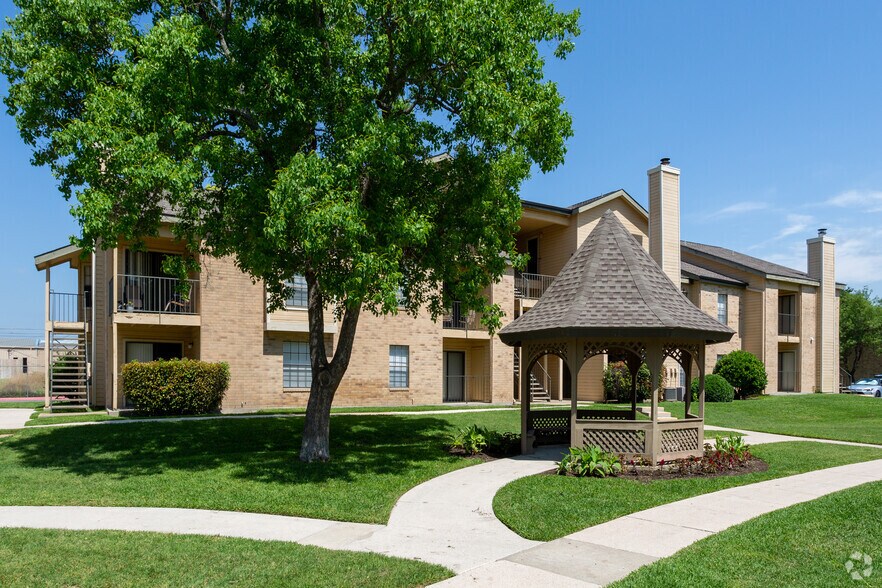 More Photos Of 2501 Bacon Ranch Rd, Killeen Apartments For Sale