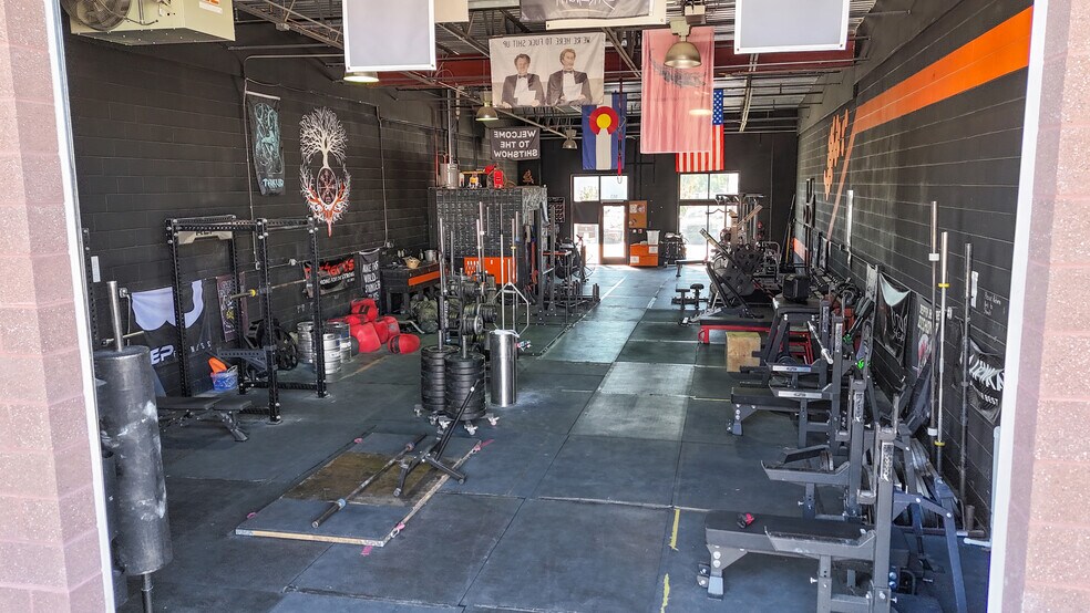 More Photos Of 943-965 E 11th St, Loveland Warehouse For Sale