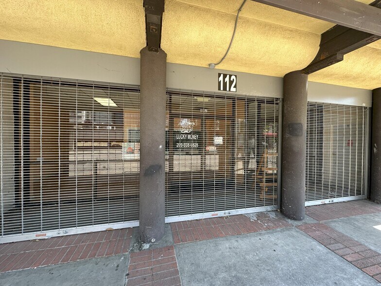 More Photos Of 112 E Market St, Stockton Storefront For Sale