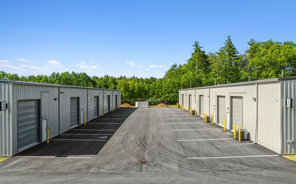 More Photos Of 18 Patriot Way, Somersworth Unknown For Lease