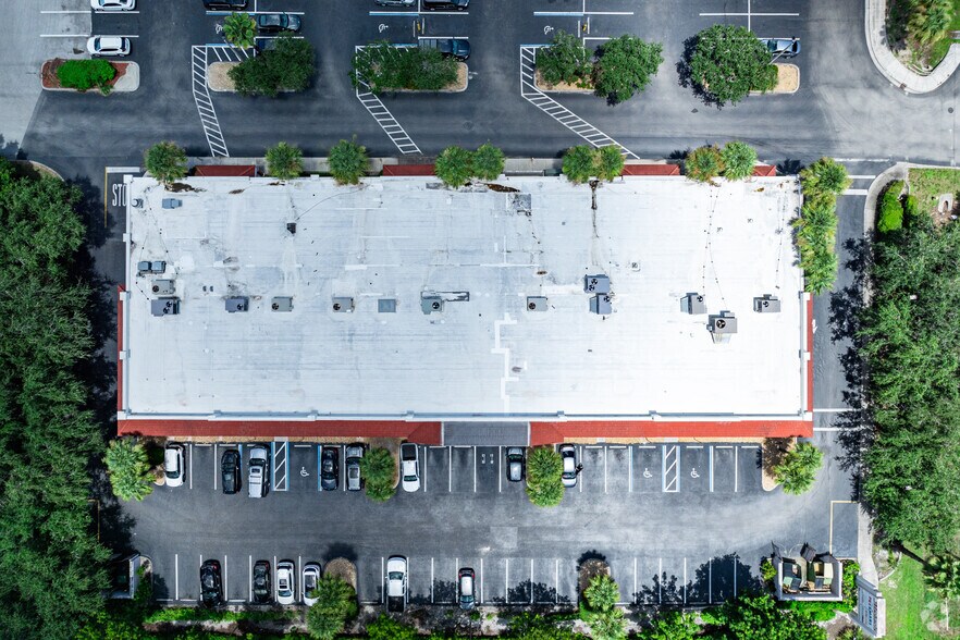 More Photos Of 2251 Pine Ridge Rd, Naples Unknown For Lease