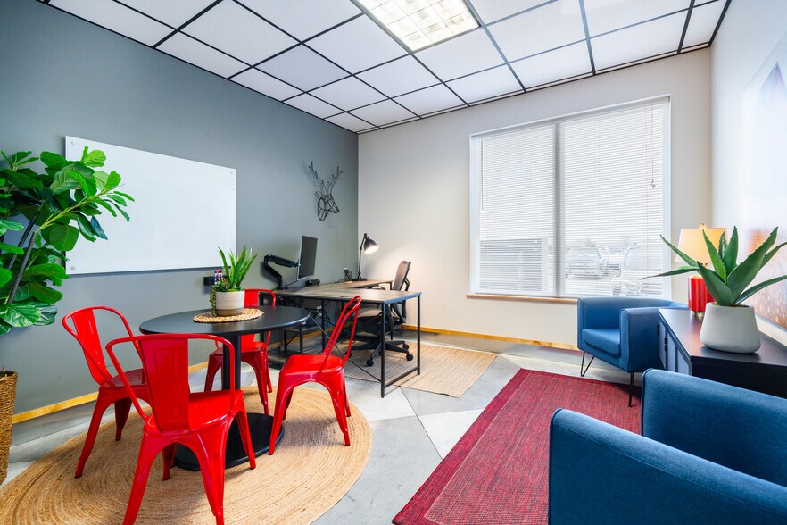 More Photos Of 6401 W Eldorado Pky, McKinney Coworking Space