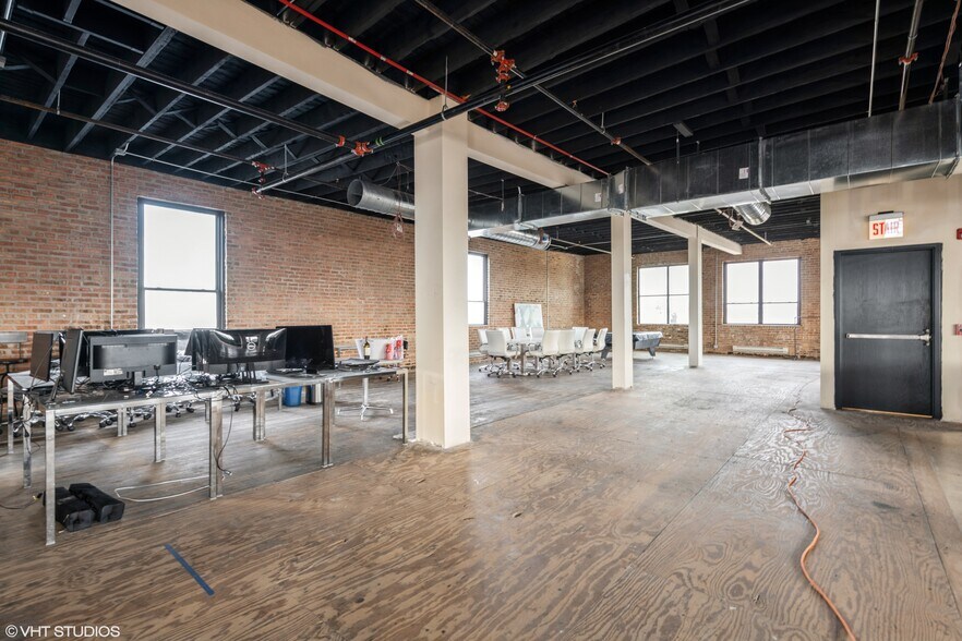 More Photos Of 1732-1734 W Hubbard St, Chicago Loft Creative Space For Lease