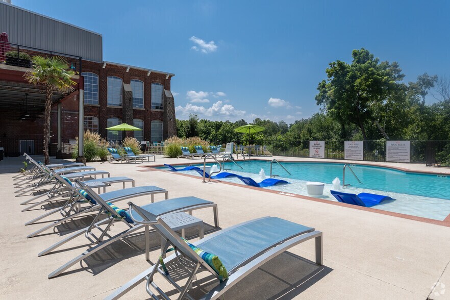 More Photos Of 116 E Main St, Haw River Apartments For Lease