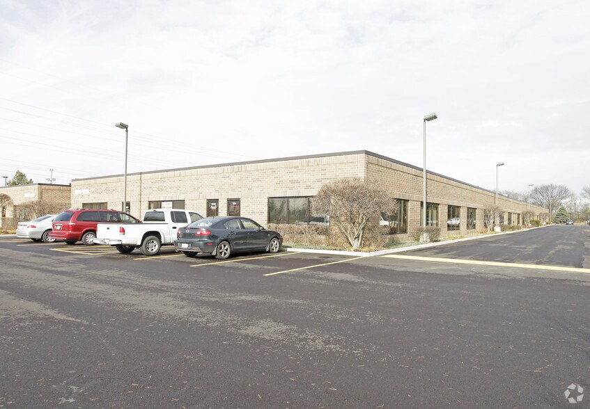 Primary Photo Of 1230-1258 Allanson Rd, Mundelein Light Manufacturing For Lease