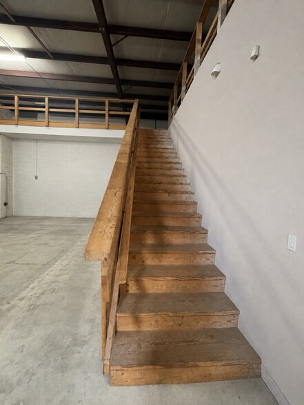 More Photos Of 796 Sanders Rd, Port Orange Light Manufacturing For Lease