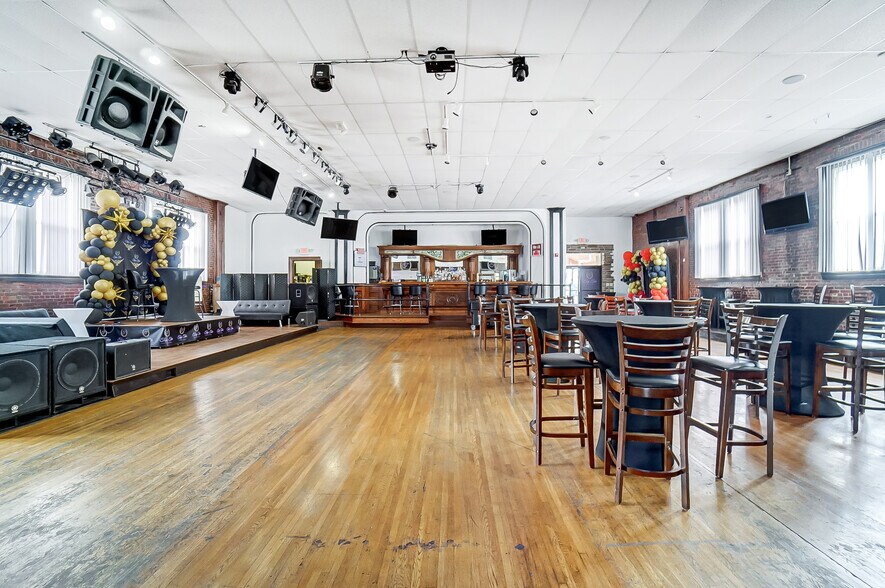 More Photos Of 126 W High St, Springfield Lodge Meeting Hall For Sale