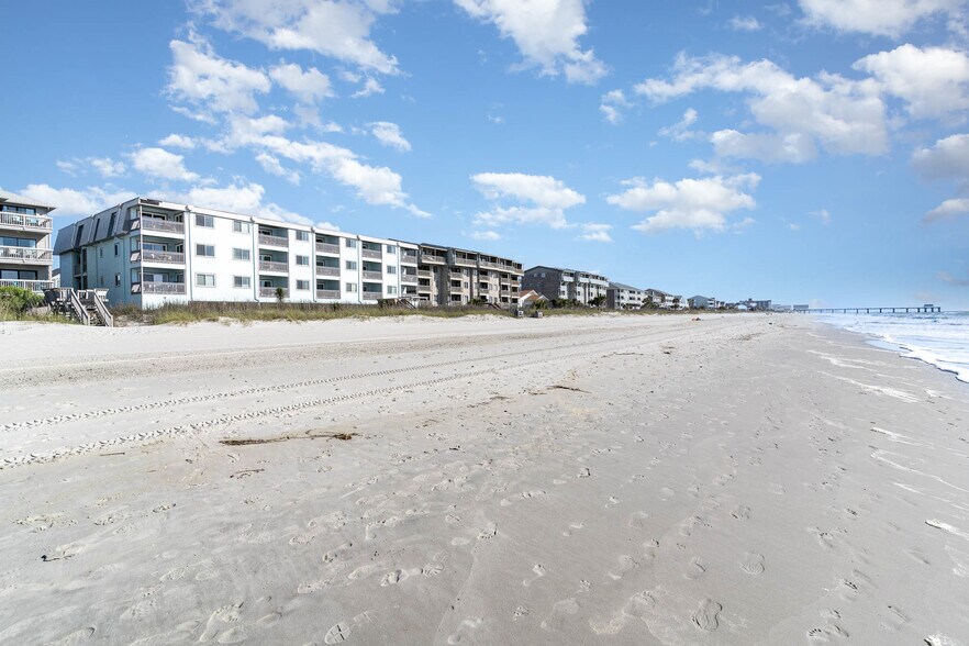 More Photos Of 1011 S Ocean Blvd, Surfside Beach Hotel For Sale