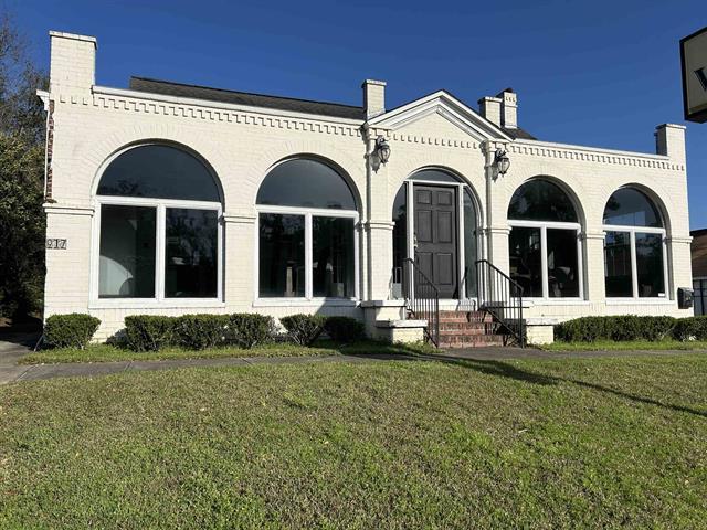 More Photos Of 917 N Monroe St, Tallahassee Coworking Space