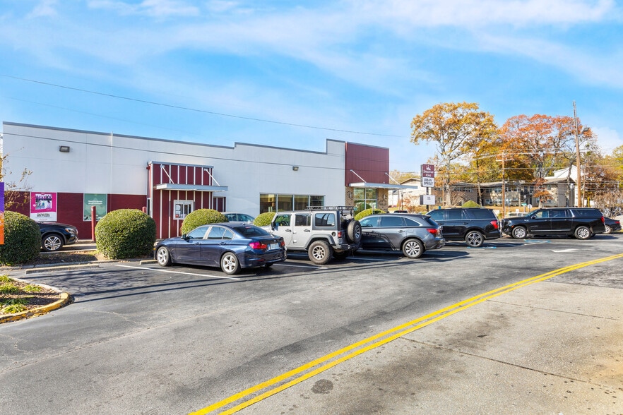 More Photos Of 876 Virginia Ave, Hapeville Fast Food For Sale