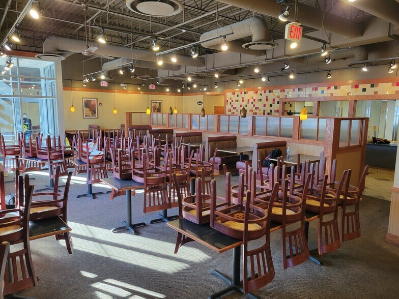 More Photos Of 1504-1512 S Church St, Watertown Restaurant For Lease