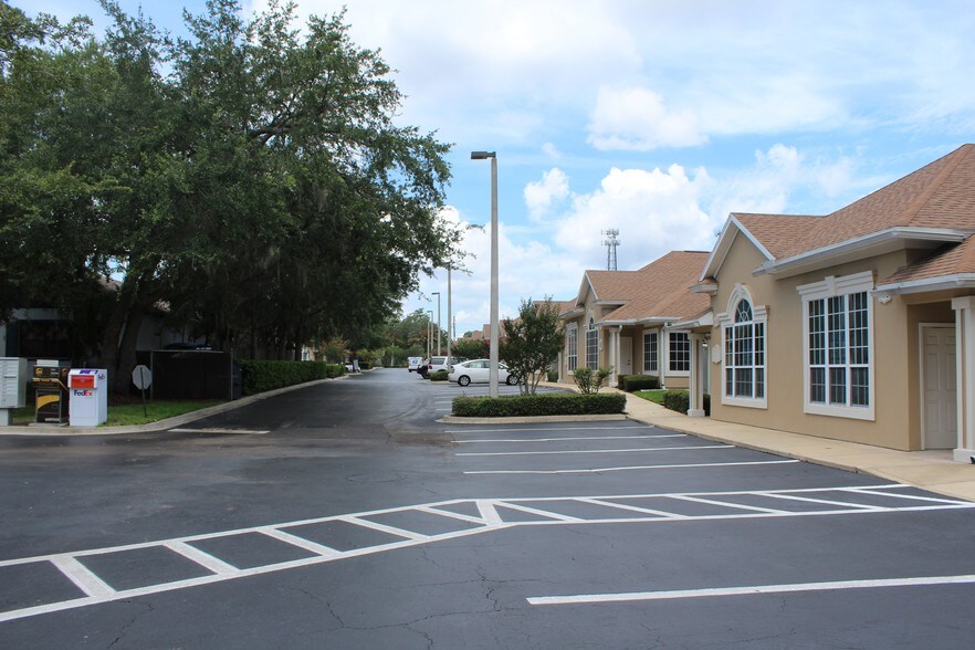 More Photos Of 12627 San Jose Blvd, Jacksonville Medical For Lease