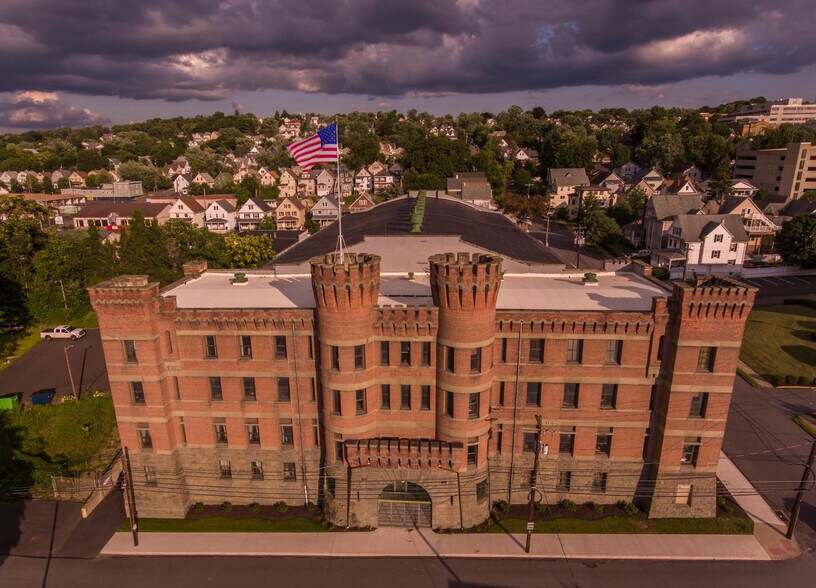 Primary Photo Of 900 Adams Ave, Scranton Specialty For Lease