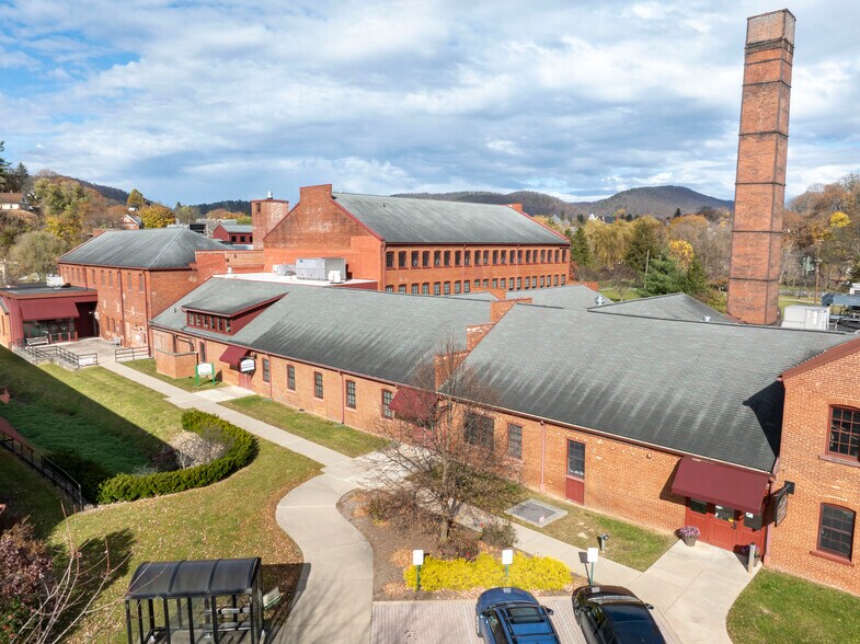 More Photos Of 100-256 Match Factory Pl, Bellefonte Medical For Lease