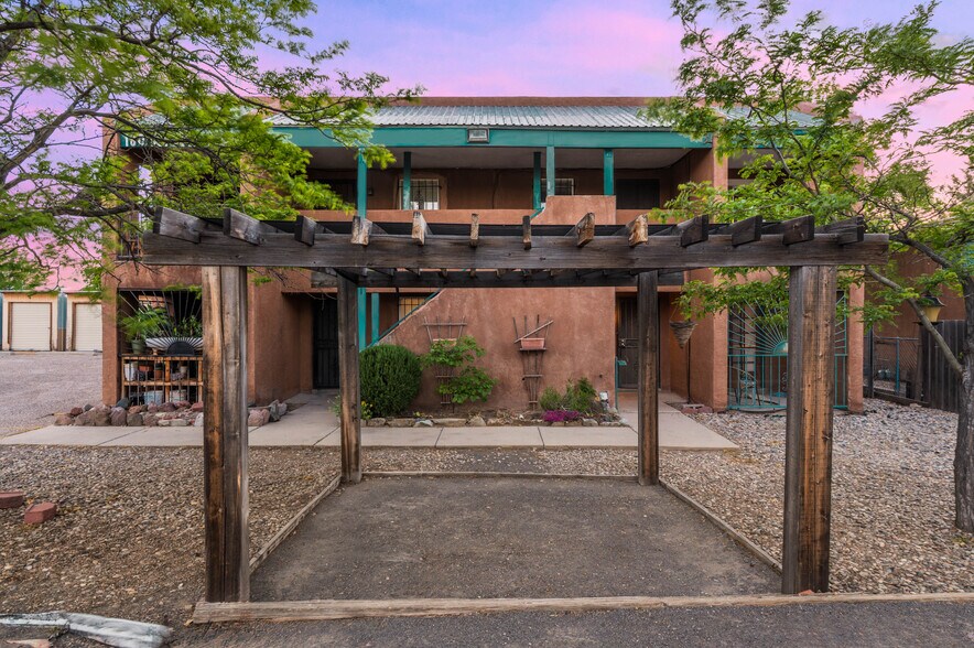 Primary Photo Of 1809 Girard Blvd SE, Albuquerque Apartments For Sale