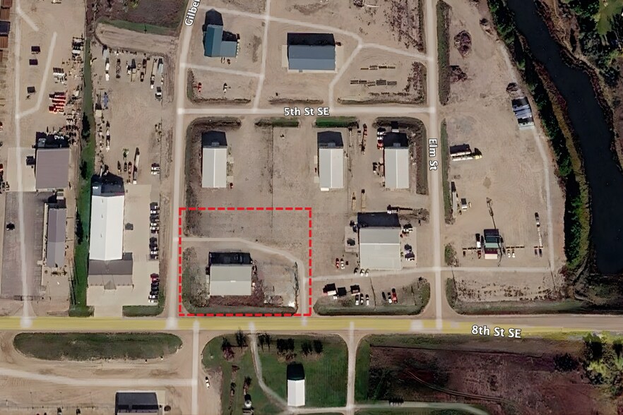 More Photos Of 601 Gilbertson St SE, Tioga Warehouse For Lease