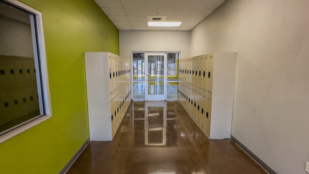 More Photos Of 465 Industrial Ave, Santa Teresa Manufacturing For Lease