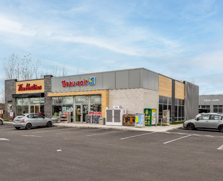 Primary Photo Of 200 St Primeau, Châteauguay Convenience Store For Sale