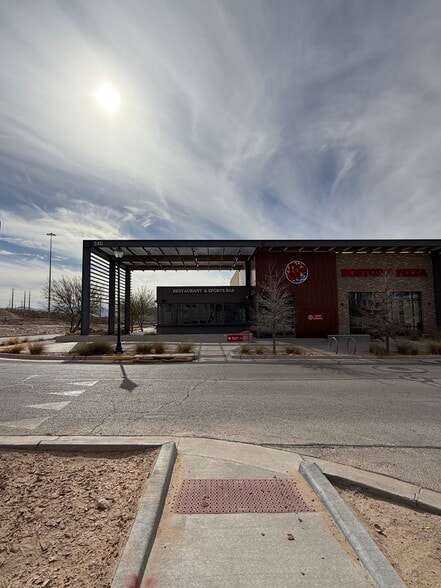 More Photos Of 340 Vin Rambla, El Paso Restaurant For Lease