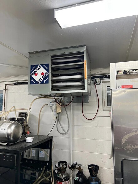 More Photos Of 811 W Findlay St, Carey Restaurant For Sale