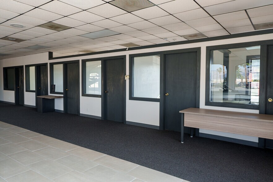 More Photos Of 83373-83407 State Highway 111, Indio Auto Dealership For Lease