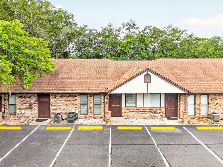 More Photos Of 421 Montgomery Rd, Altamonte Springs Medical For Lease