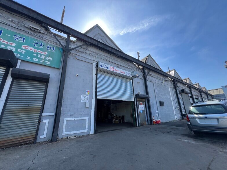 More Photos Of 5400 N 6th St, Philadelphia Warehouse For Lease