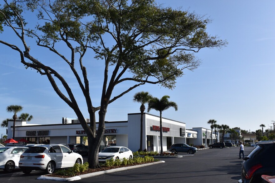 More Photos Of 1155 S Dale Mabry Hwy, Tampa Unknown For Lease