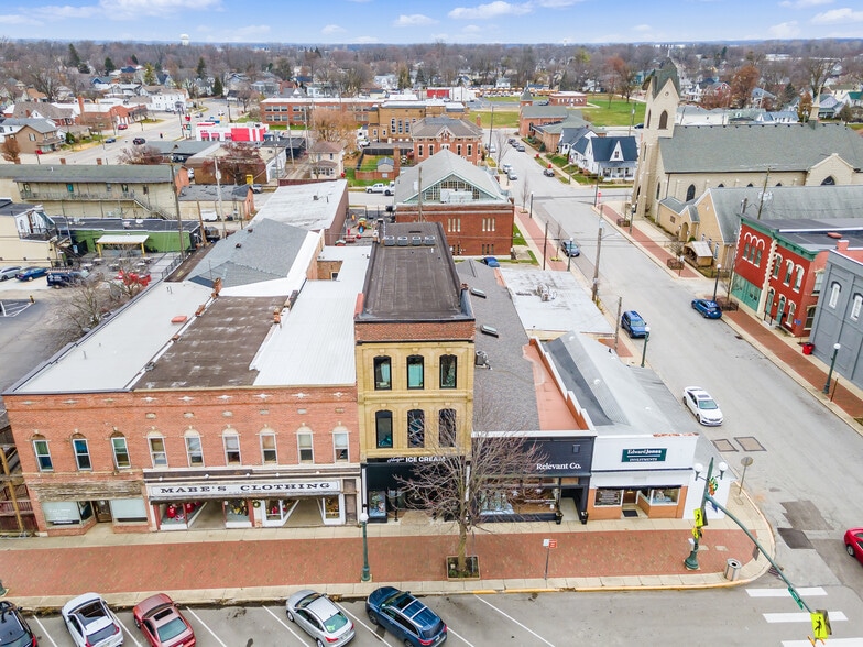 More Photos Of 24 S Main St, London General Retail For Sale