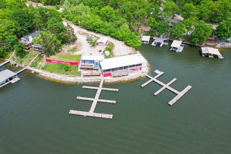 More Photos Of 27485 Cross Ln, Barnett Restaurant For Sale