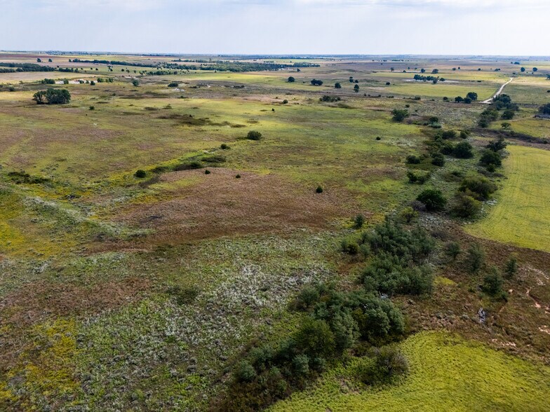More Photos Of Helton Ranch, Briscoe Land For Sale