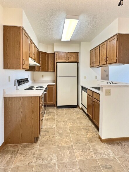 More Photos Of 2021 N Kimball St, Mitchell Apartments For Sale