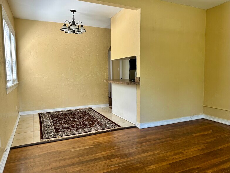 More Photos Of 240 20th Ave, Saint Petersburg Apartments For Sale