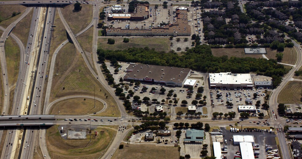 More Photos Of 2520-2540 E Pioneer Pky, Arlington Unknown For Lease