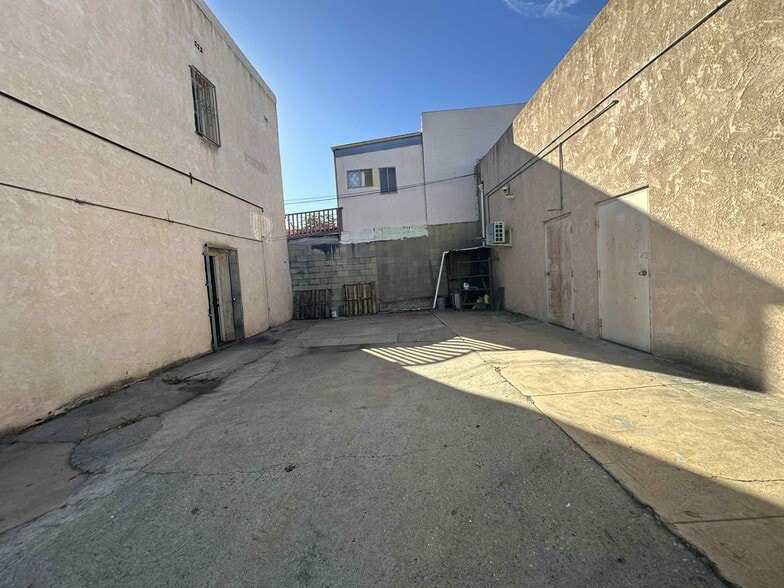 More Photos Of 2400 W Valley Blvd, Alhambra General Retail For Lease