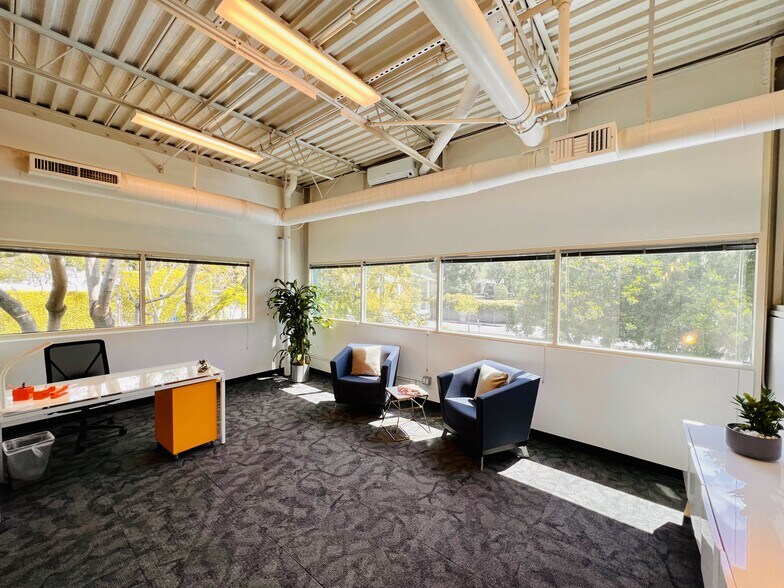 More Photos Of 10549-10555 Jefferson Blvd, Culver City Unknown For Lease