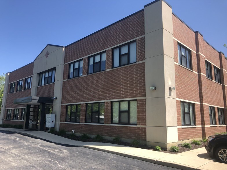 More Photos Of 16532 Oak Park Ave, Tinley Park Medical For Lease