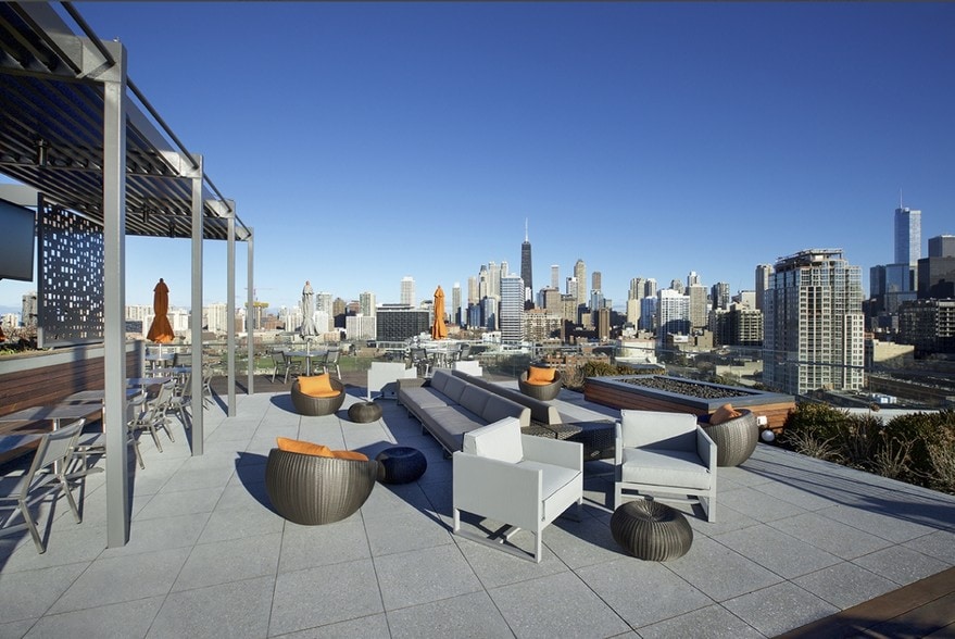 More Photos Of 600 W Chicago Ave, Chicago Office For Lease