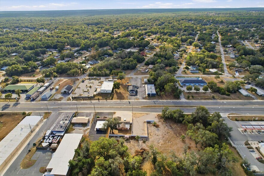 More Photos Of 859 S US Highway 41, Inverness Restaurant For Sale