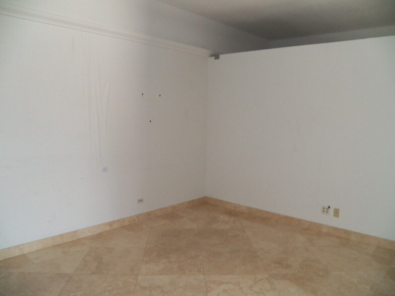 More Photos Of 320 S Federal Hwy, Stuart Freestanding For Lease