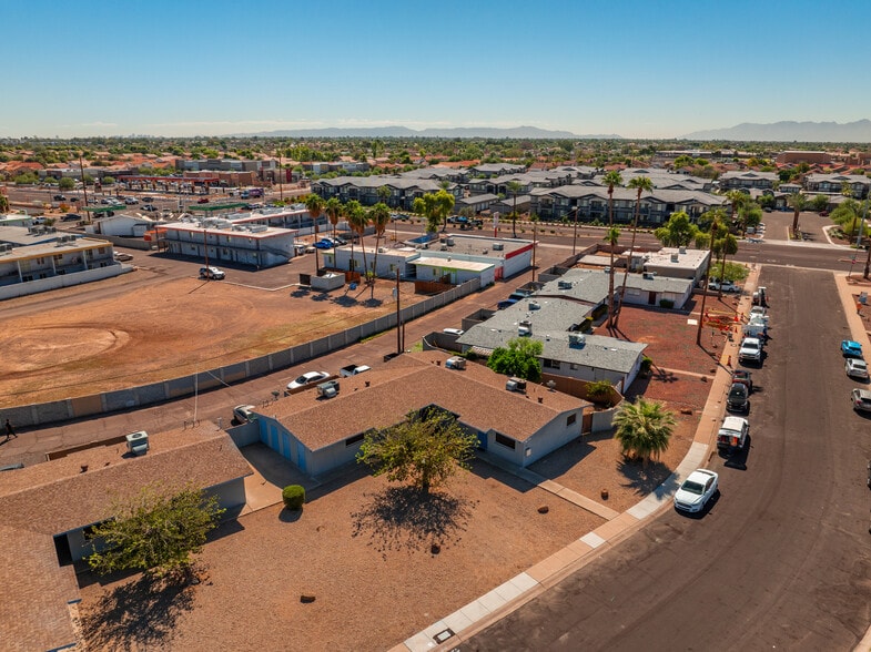 More Photos Of 7019 N 76th Ave, Glendale Apartments For Sale