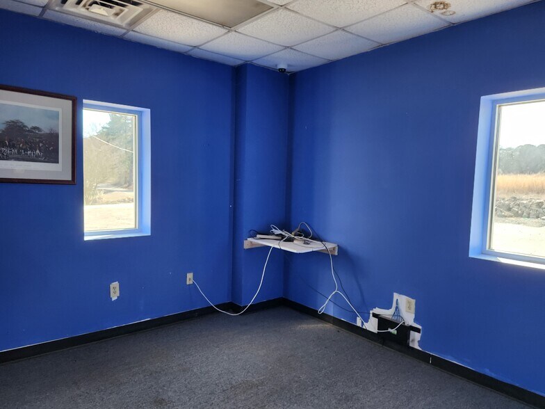 More Photos Of 721 E Gannon Ave, Zebulon Warehouse For Sale