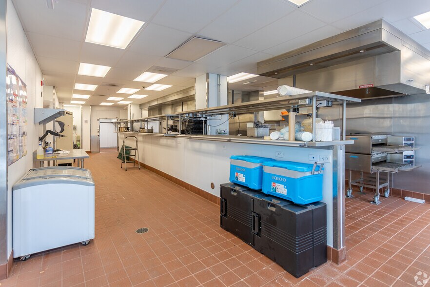 More Photos Of 409 S 9th St, Minneapolis Specialty For Sale