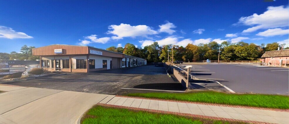 More Photos Of 1220 Knox Abbott Dr, Cayce Freestanding For Sale