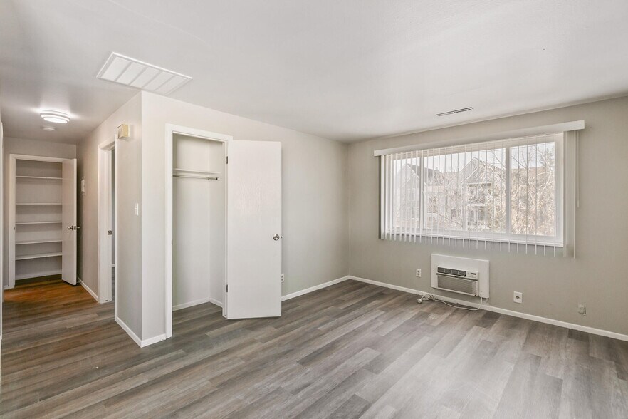 More Photos Of 180 S 20th Ave, Brighton Apartments For Sale