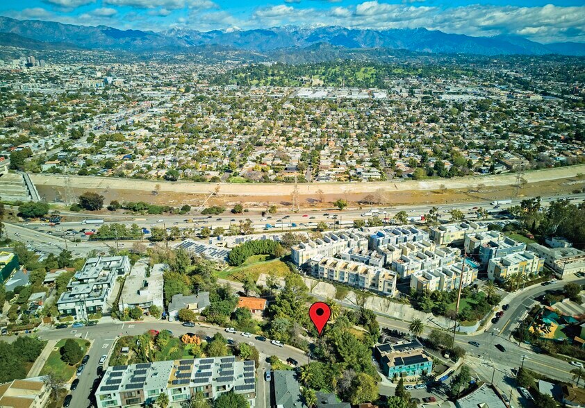 More Photos Of 2829 Waverly Dr, Los Angeles Land For Sale